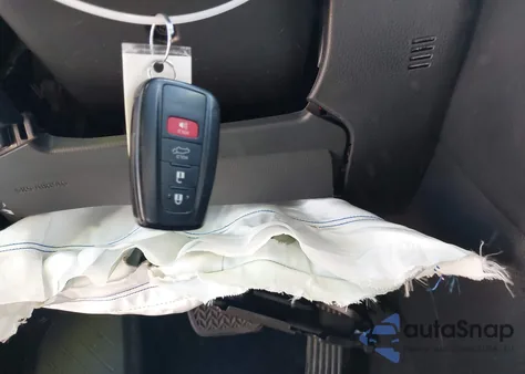 2021 Toyota Rav4 Limited from USA, damaged, VIN 2T3Y1RFV3MC135662